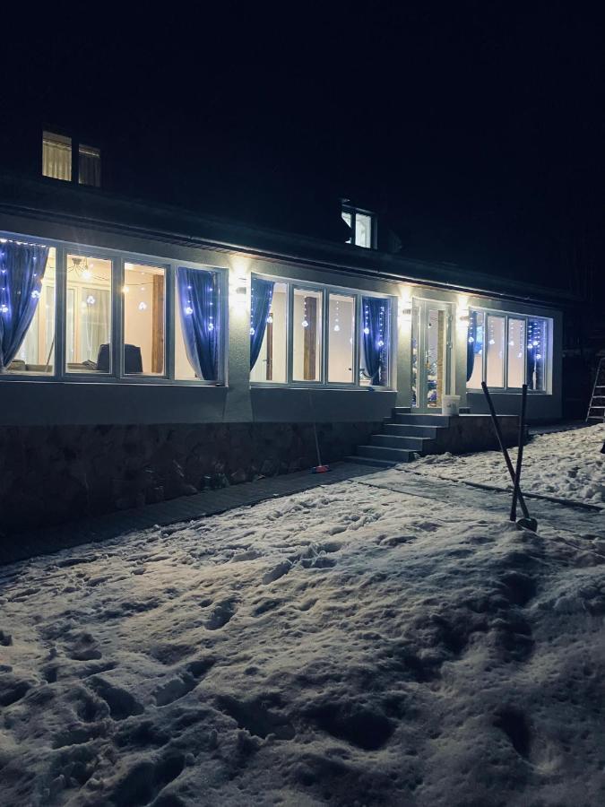 Вілла Смерекова Хата Pilipets Esterno foto